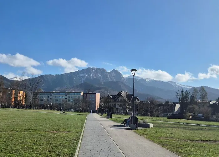 Pod Giewontem * זקופאנה